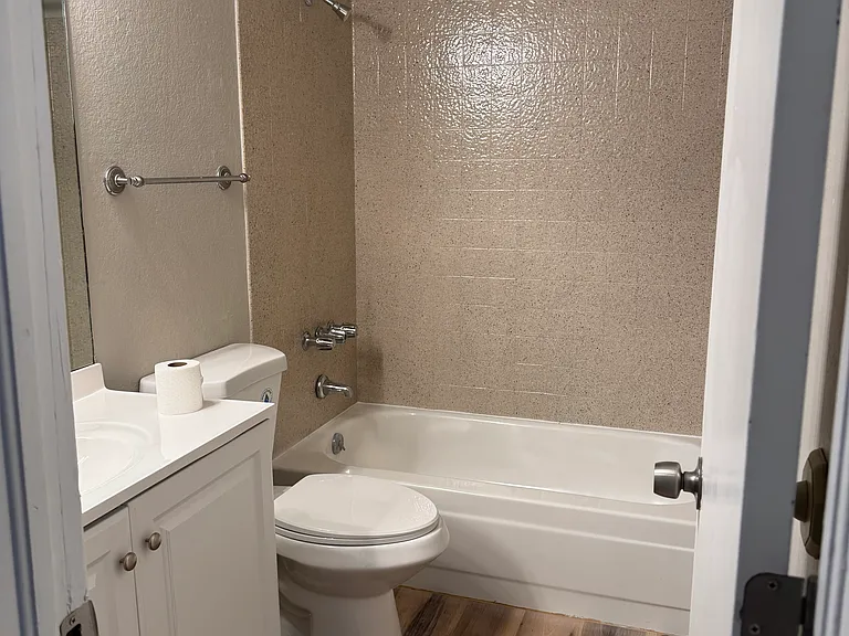 2556 Astrozon Cir — Photo 7