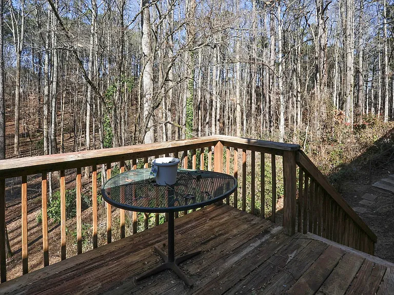 3165 Laura Ln — Photo 20