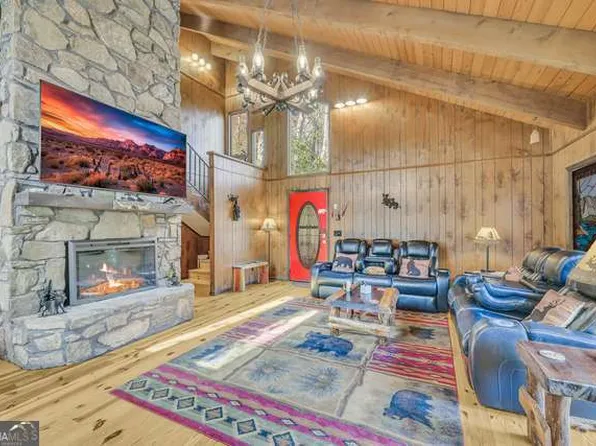 243 Ridge Rd, Helen, GA 30545
