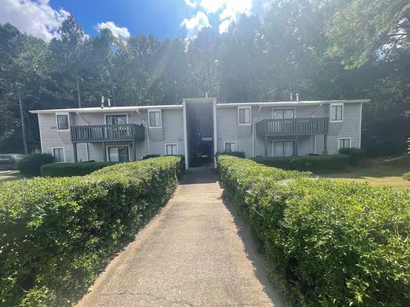 1106 Woodland Vlg, Birmingham, AL 35216