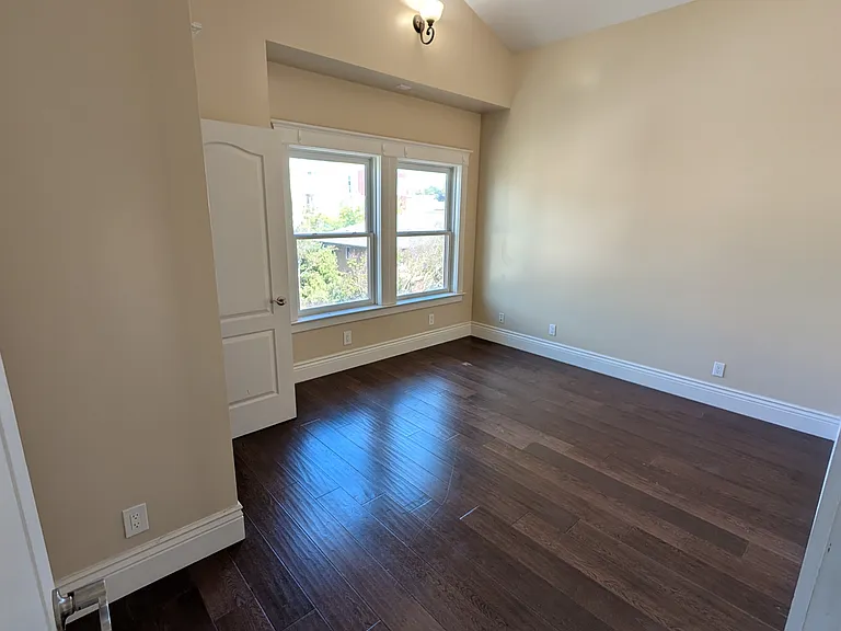 2436 Fulton St #2436 — Photo 10