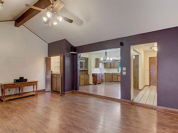5th image of 13101 Moccasin Ln