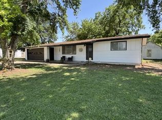 107 W 4th St, Delphos, KS 67436