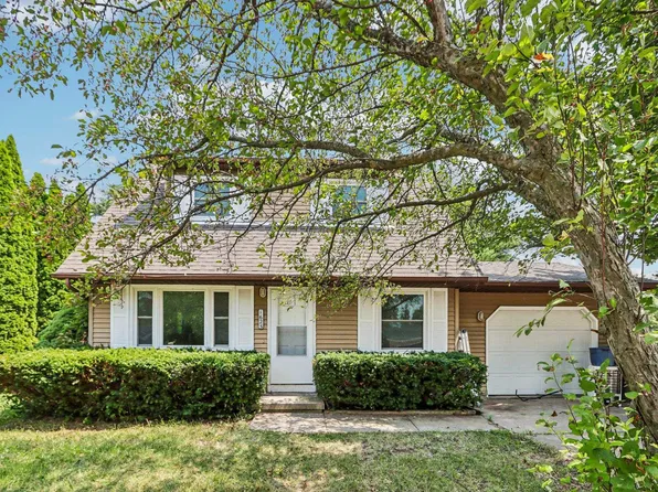 1625 N Page St, Stoughton, WI 53589