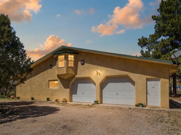 2495 Old Red River Rd, Questa, NM 87556