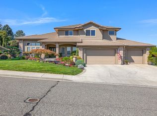 4008 S Morain Loop, Kennewick, WA