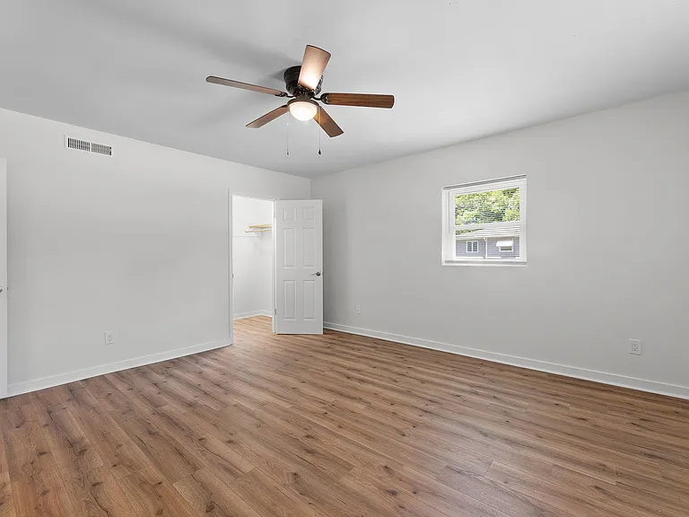 1828 Liberty St #2 — Photo 7