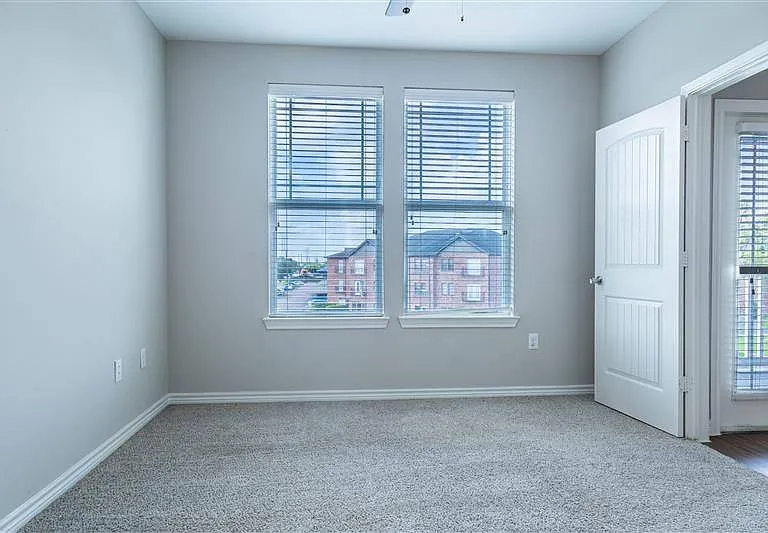 Delray Apartments — Photo 32