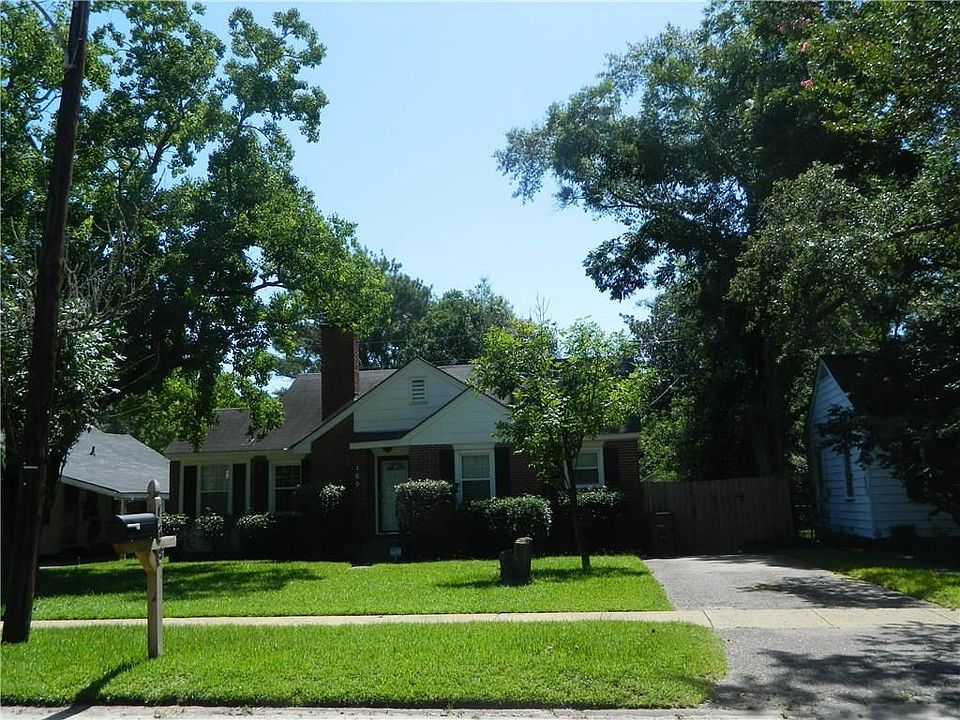 Welcome to 169 Winston Ave in Mobile, AL. Neighborhood sidewalks for your evening stroll.