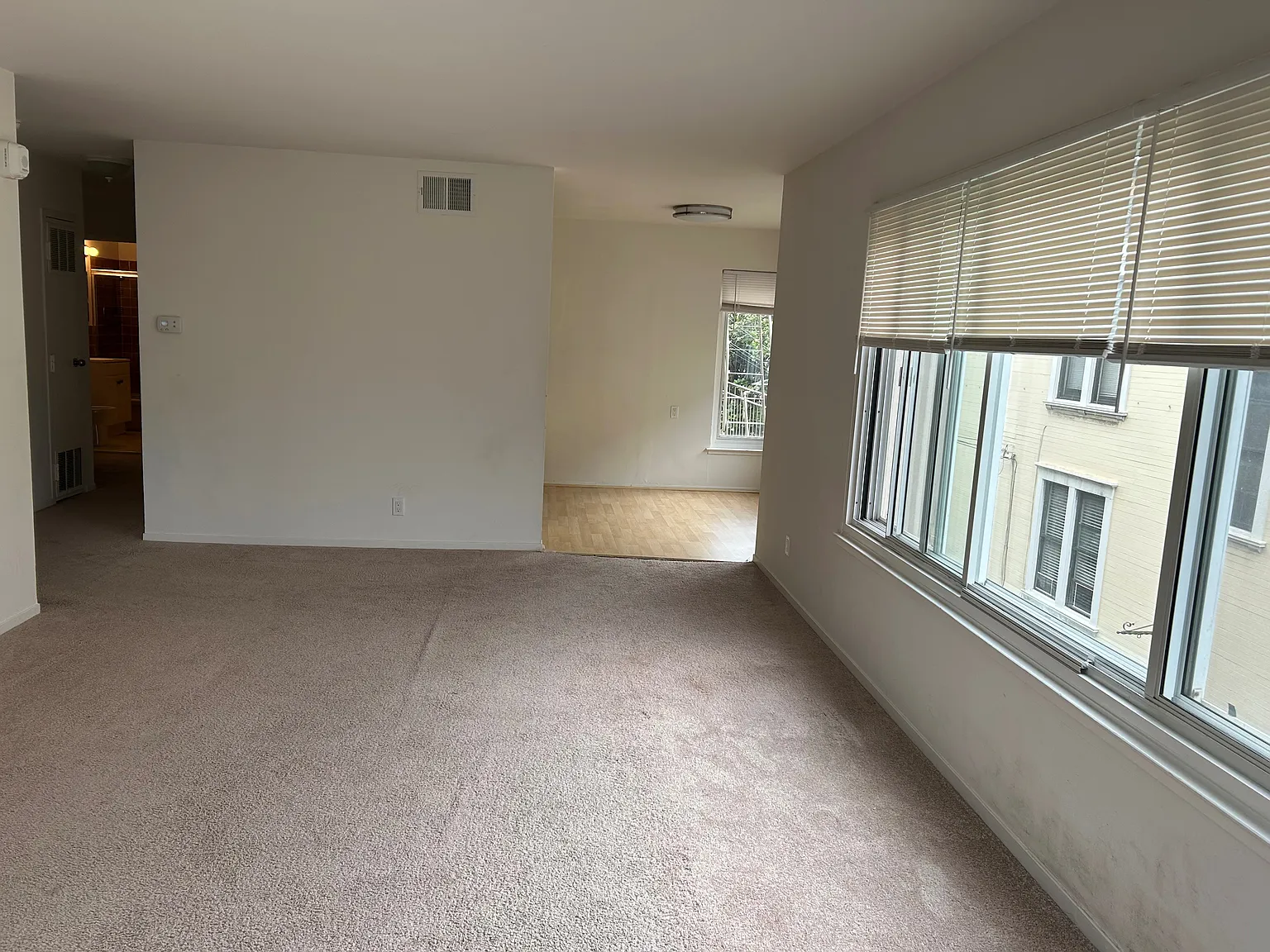 2 bed, 1300 sqft, $8,000 — Photo 3