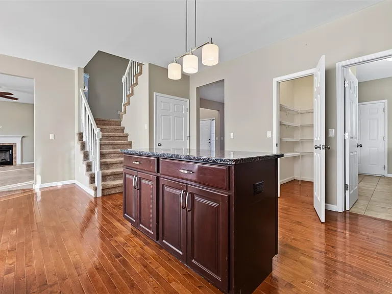 699 Bay Pointe Dr — Photo 19