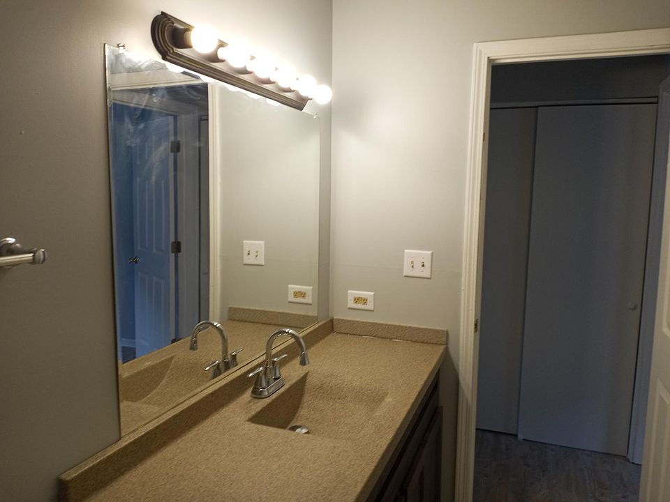 1st image of 22510 Jackson Ct APT 2A