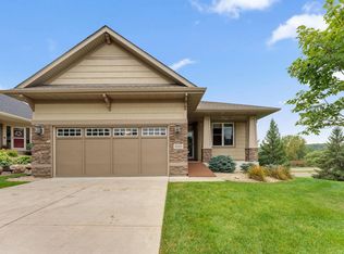 8689 Collin Way, Inver Grove Heights, MN 55076