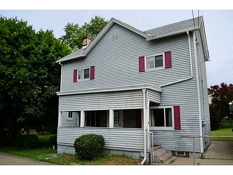 8 Elizabeth St photo 1