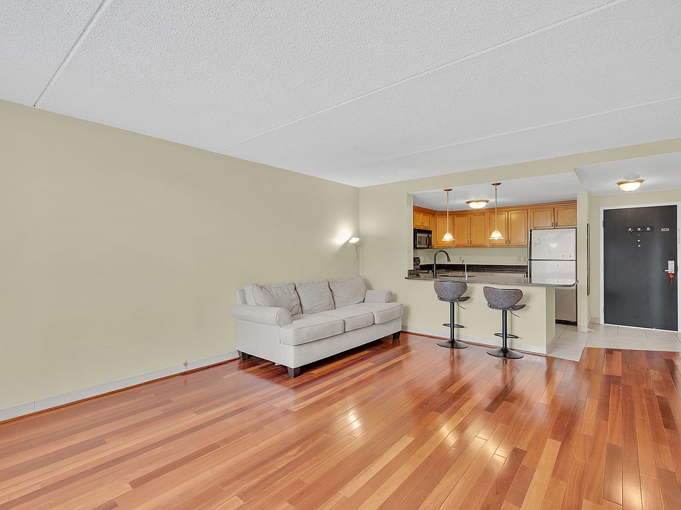 1st image of 30 Daniels St APT 304