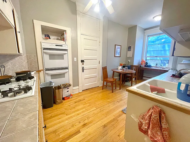 614 Grand Ave #D — Photo 7
