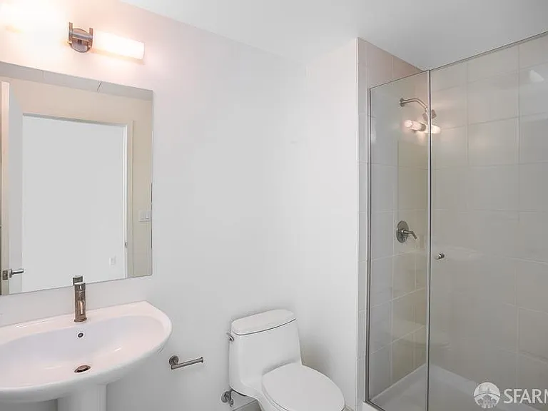 338 Spear St #29E — Photo 8
