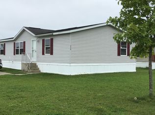 3379 Creekside Blvd #246, Burton, MI 48519