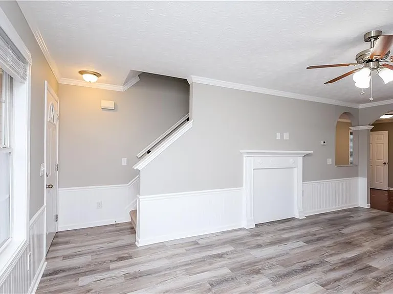 2454 Canary Ct — Photo 11