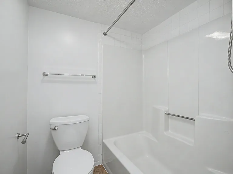 1610 Thunderbird Ln #63 — Photo 34