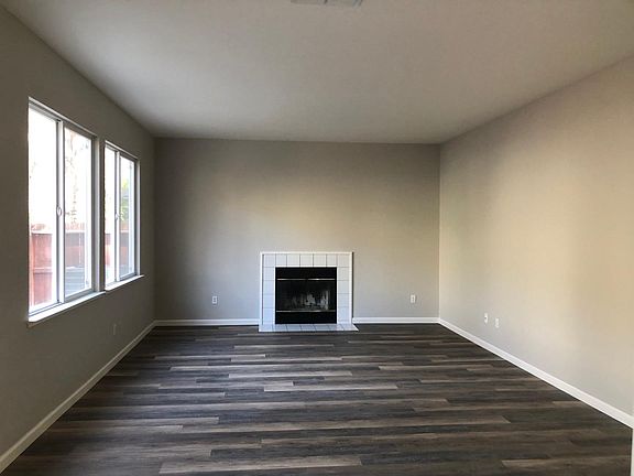 4th image of 2963 Campbell Ln