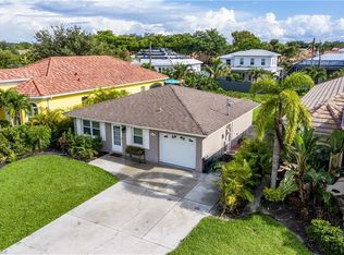 612 92nd Ave N, Naples, FL 34108