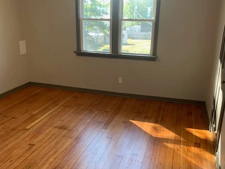 3202 N 48th St — Photo 10