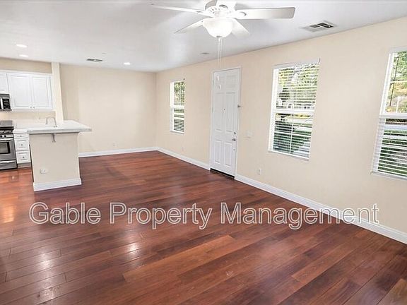 4th image of 24025 Park Ln