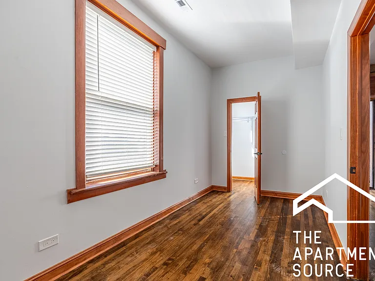 2842 W Augusta Blvd #2W — Photo 9