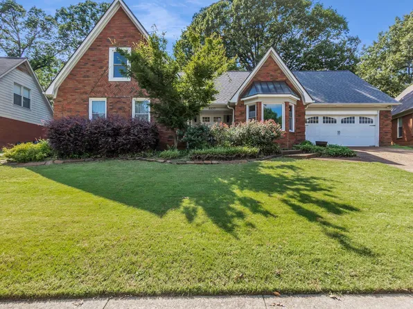 2237 Oak Hollow Ln, Cordova, TN 38016