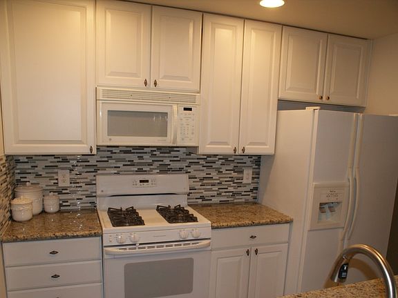 2nd image of 4802 Nassau Ave NE APT 161