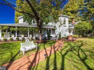 800 Leigh Mill Rd, Great Falls, VA 22066