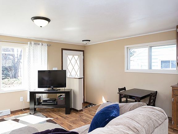 Front Entrance in Living Rm