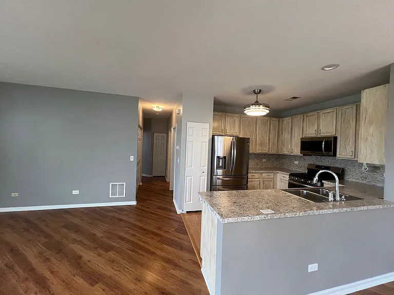 1441 Westhampton Dr — Photo 9