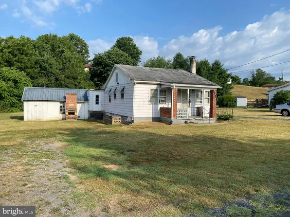 6191 Randall St, Mount Jackson, VA 22842