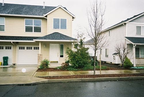 1st image of 15625-15629 NE Milton Pl