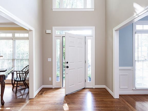 2nd image of 988 Marbury Ct