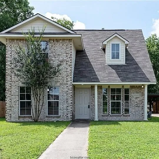 2421 Pintail Loop — Photo 1