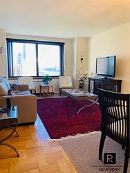 Rented by R New York