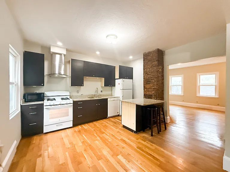 5 Sexton Ct — Photo 2