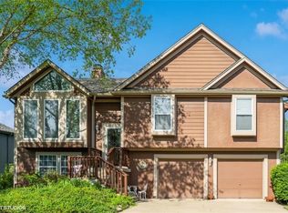1034 N Logan St, Olathe, KS 66061