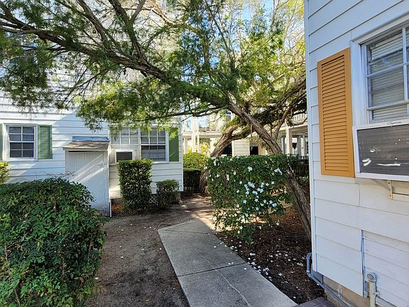 3rd image of 3-23 E Morse Blvd #3-23