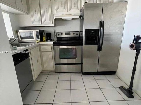 4th image of 496 NW 165th Street Rd APT D611