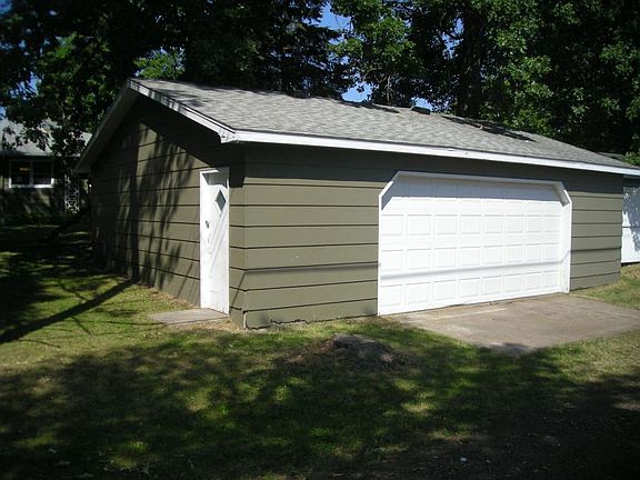 4th image of 1313 Lake Ave