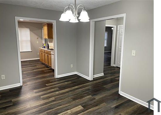 5th image of 6220 Hickory Lane Cir
