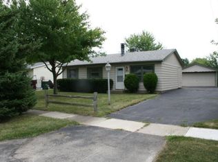 18705 W Westwood Pl, Gurnee, IL 60031
