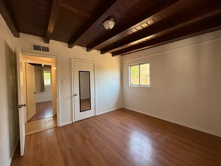 2834 Montclaire Dr NE — Photo 16
