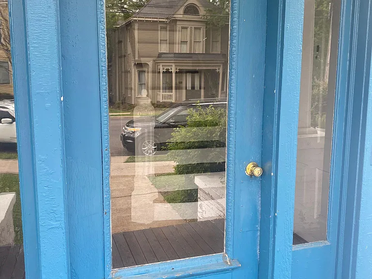 415 Holmes Ave NE #A — Photo 3