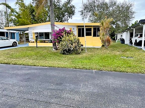 3rd image of 797 Sun Ray Ct #797