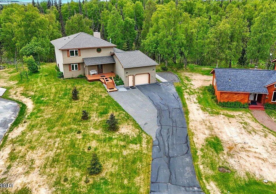 1st image of 110 Wooded Glen Ct